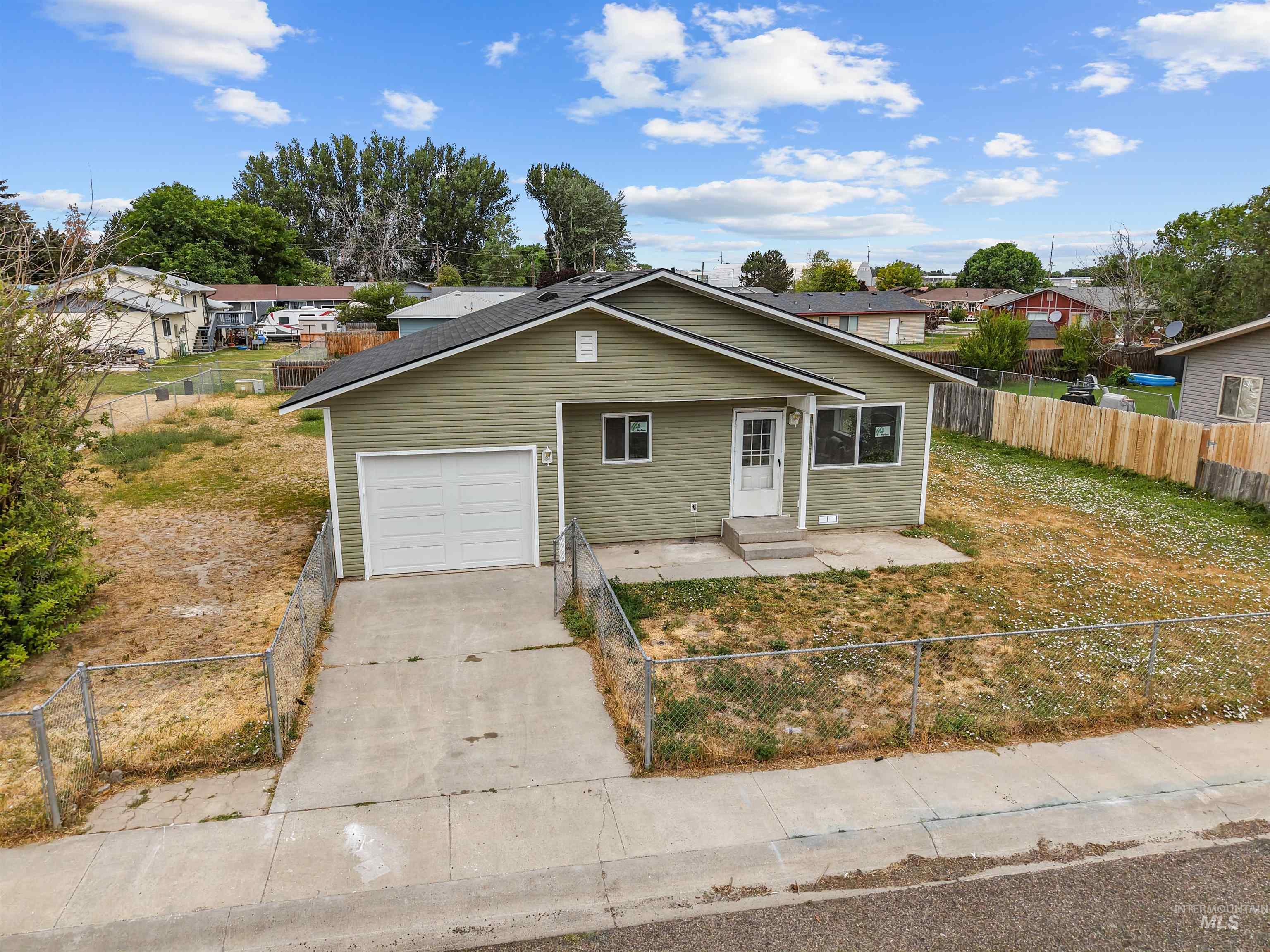 1441 E Street Property Photo 1