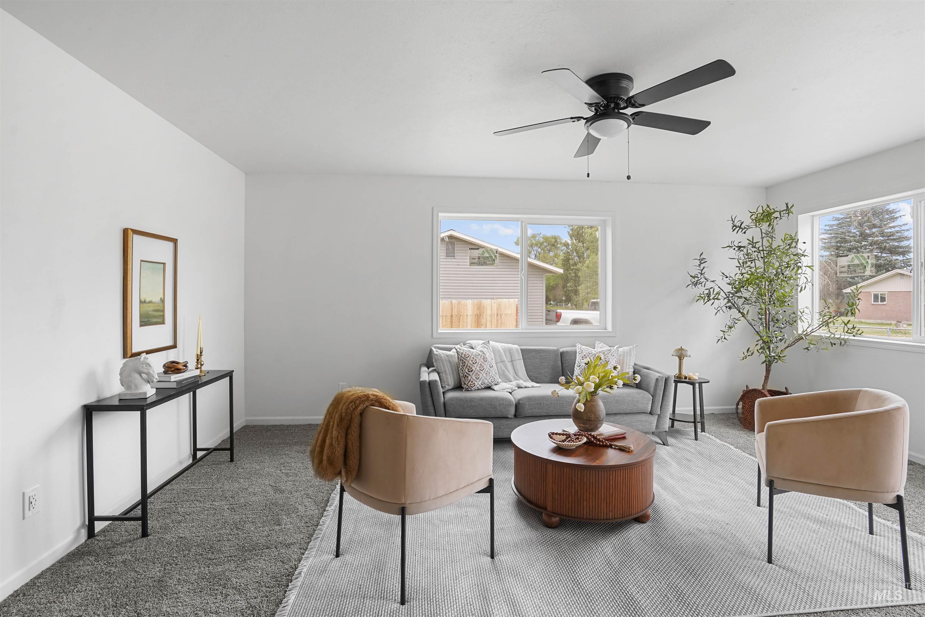 1441 E Street Property Photo 2