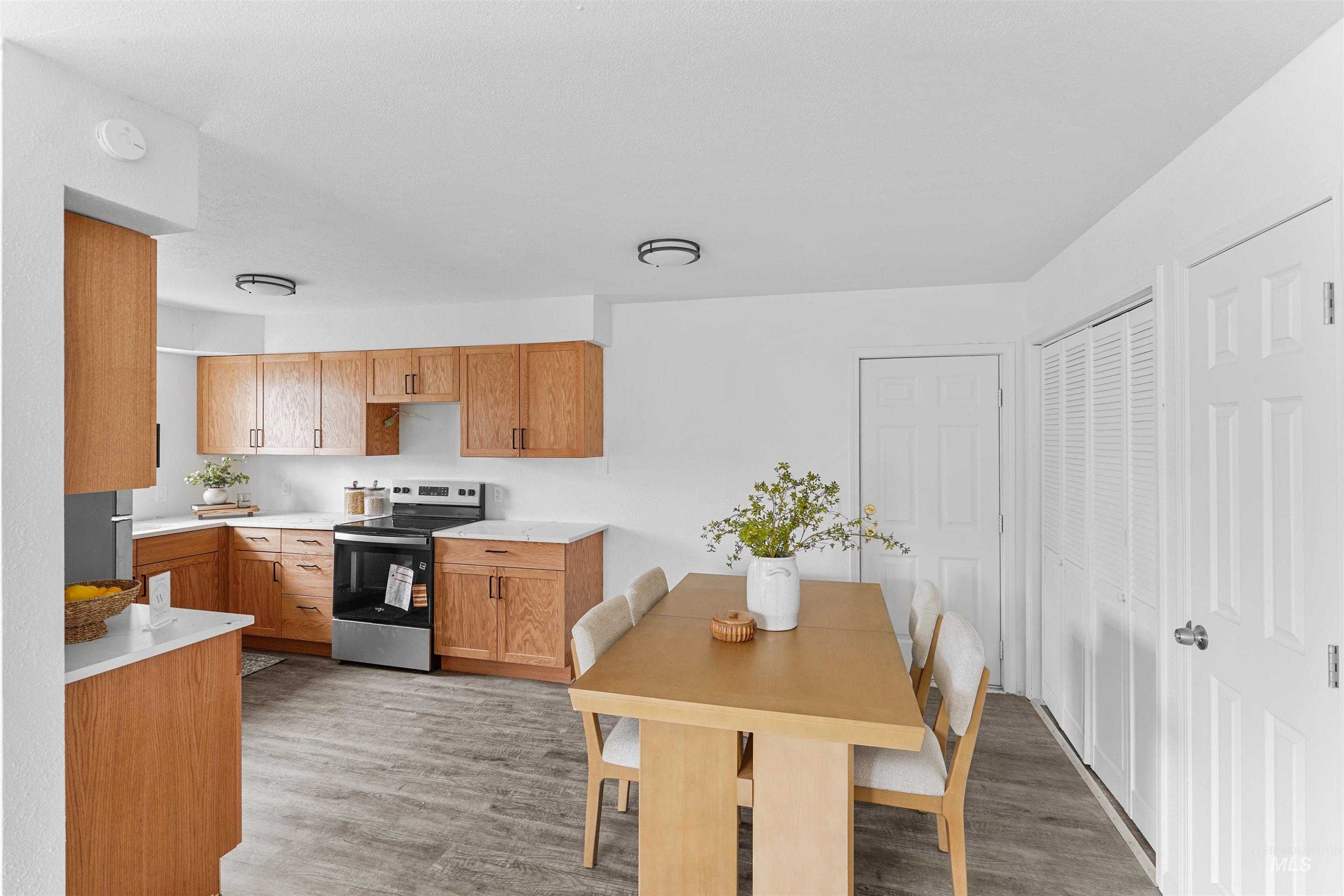 1441 E Street Property Photo 5