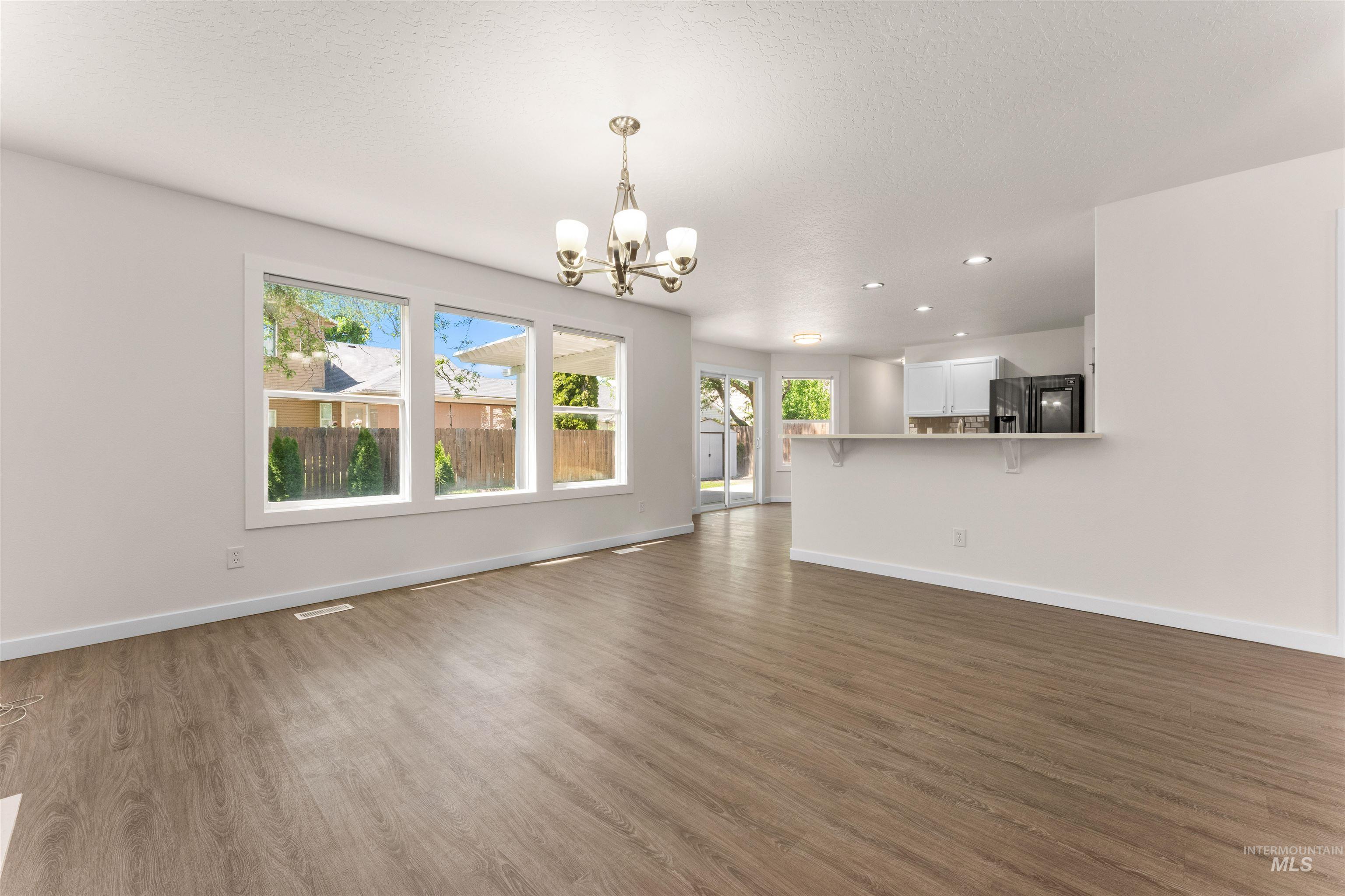 3421 N Tweedbrook Pl. Property Photo 8
