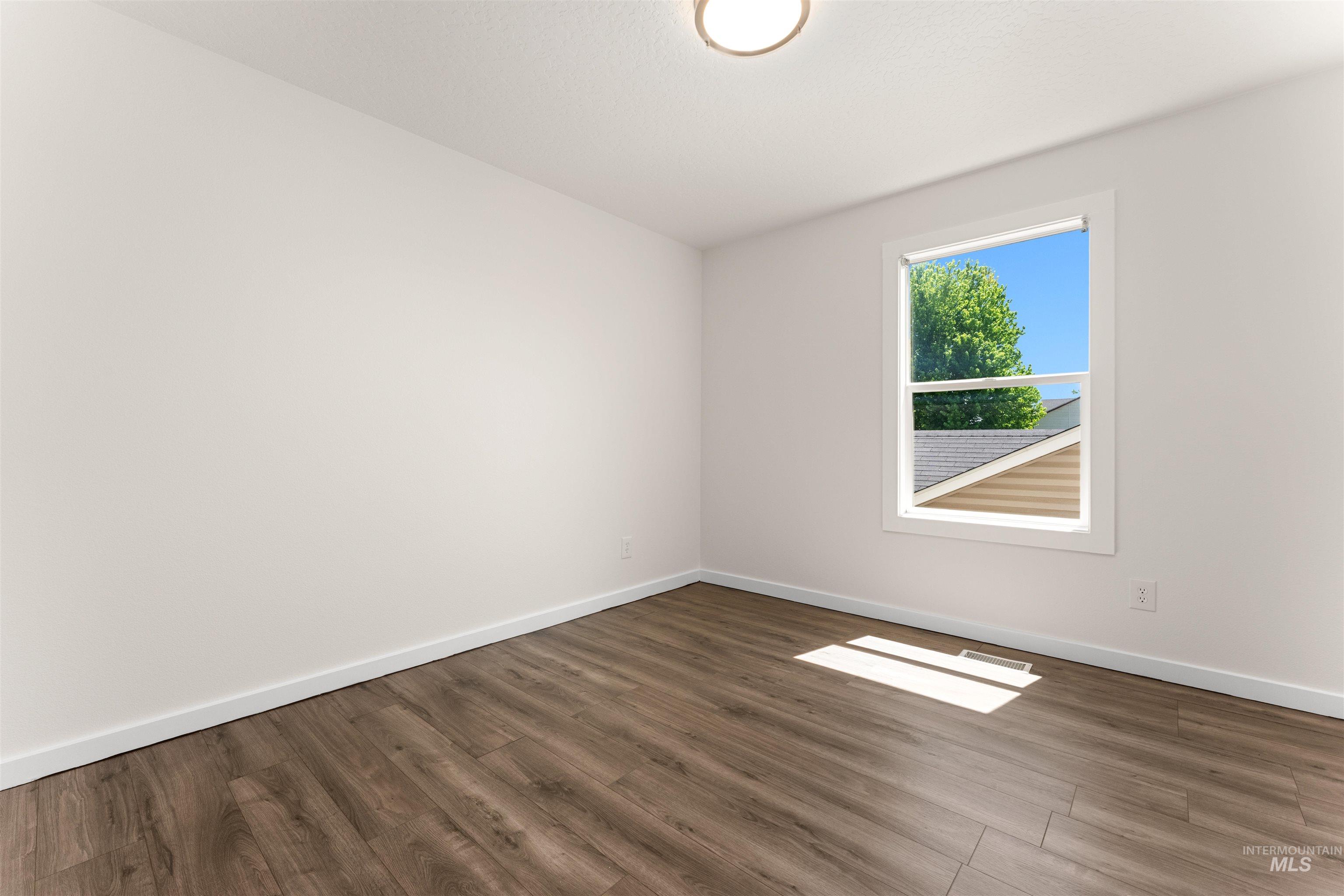 3421 N Tweedbrook Pl. Property Photo 20