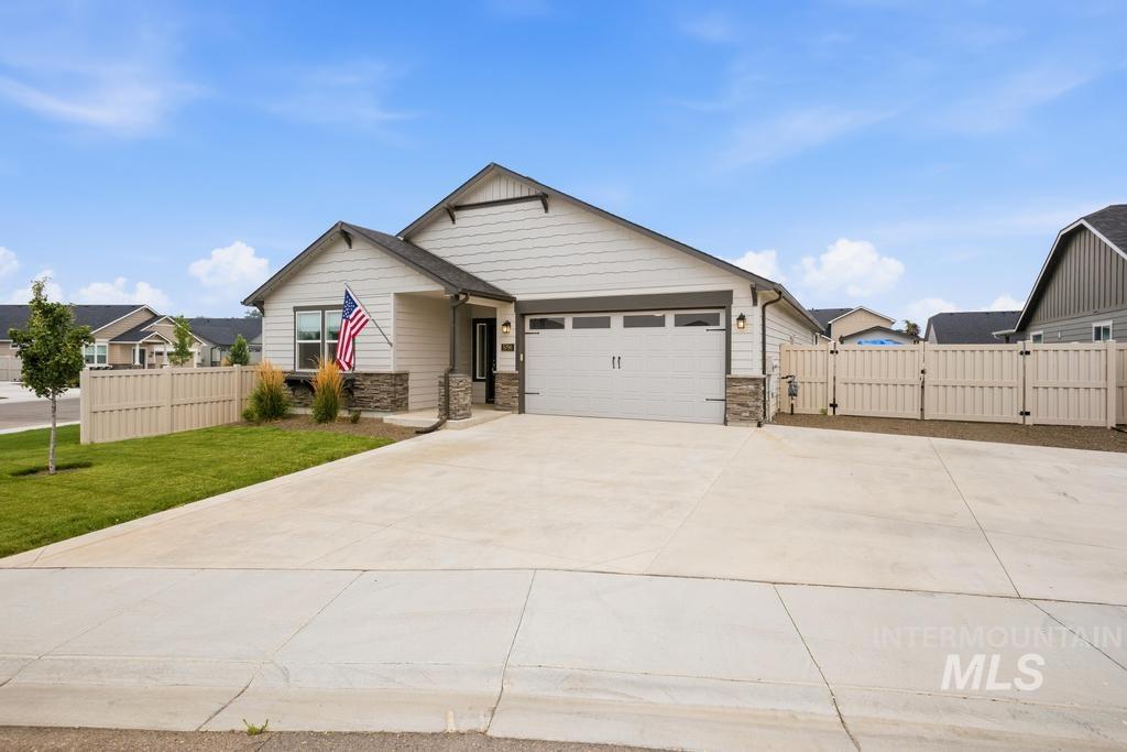 5790 E Lekeitio Village Dr Property Photo 1