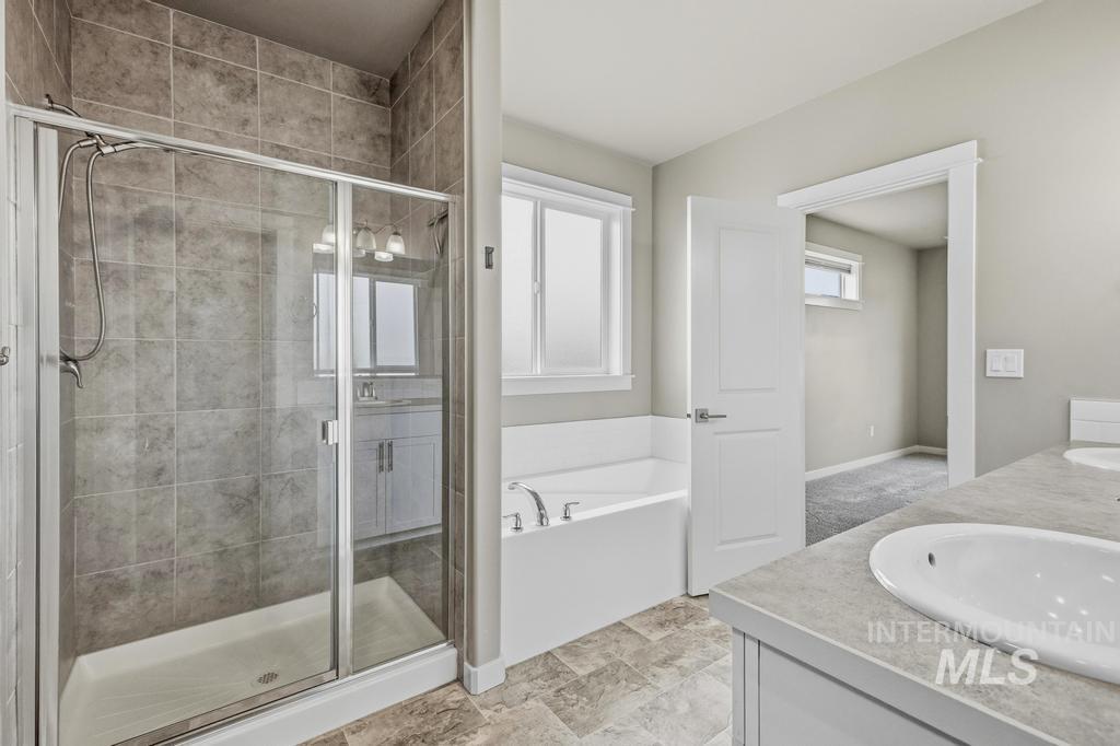 5790 E Lekeitio Village Dr Property Photo 22