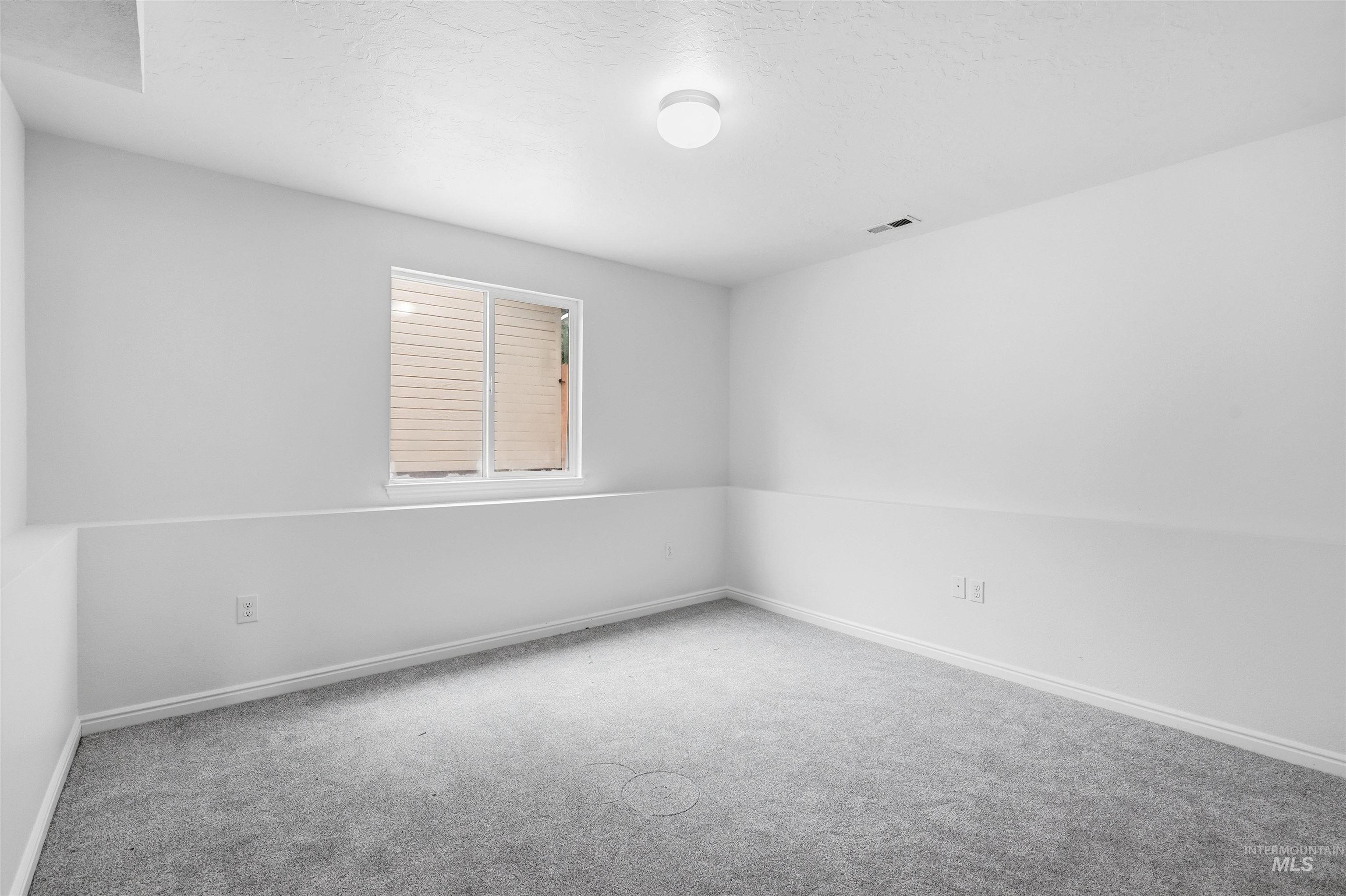 6219 W York Property Photo 24