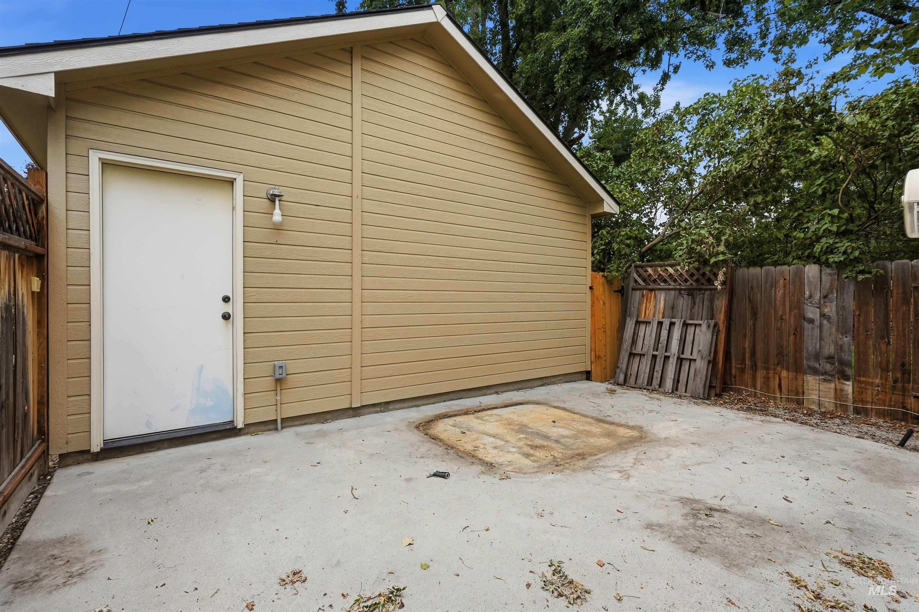 6219 W York Property Photo 43