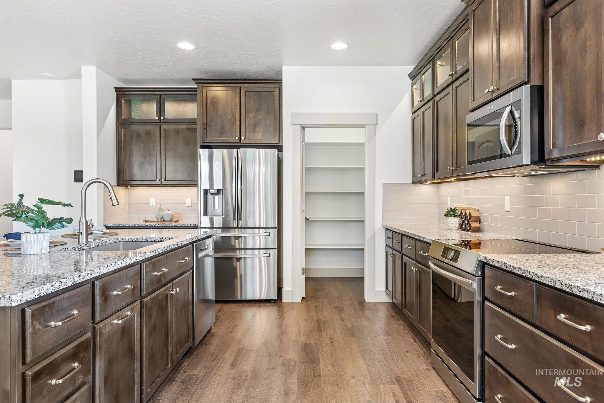 6211 E Path Dr Property Photo 14