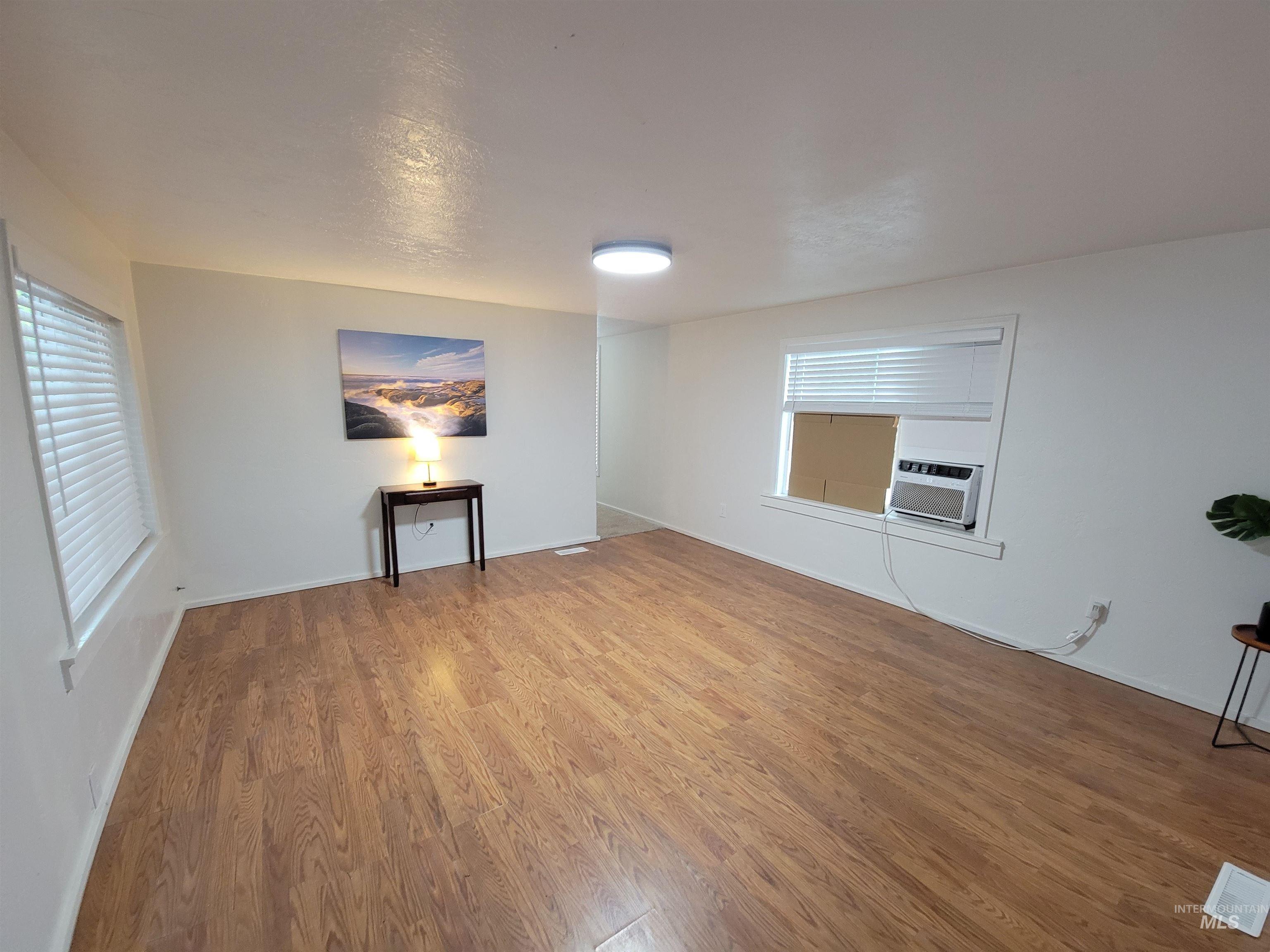 571 Caldwell Blvd Property Photo 6