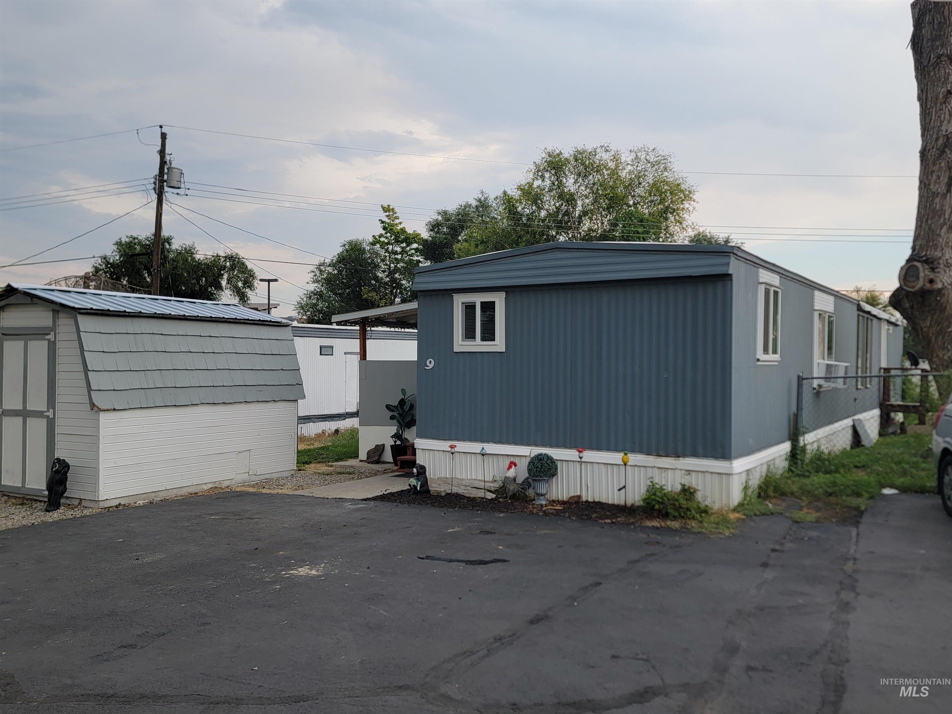 571 Caldwell Blvd Property Photo 12