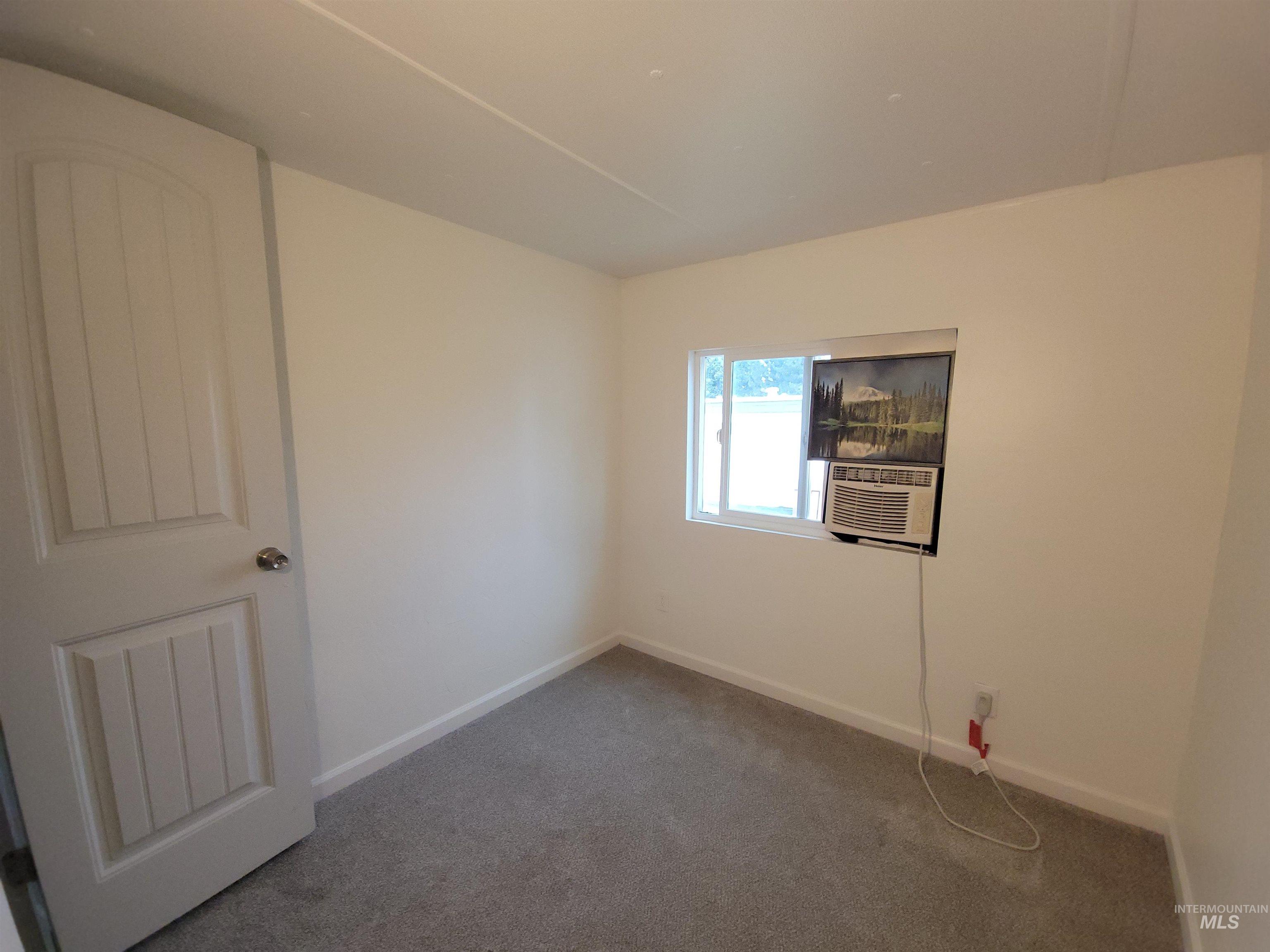 571 Caldwell Blvd Property Photo 17