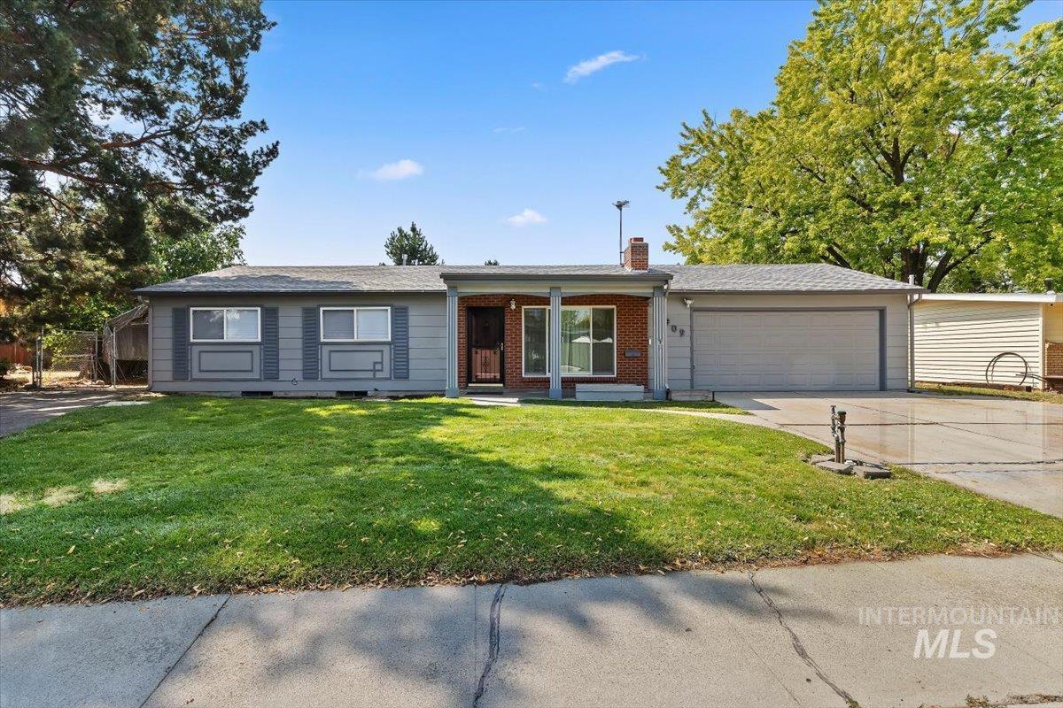 6909 W Sunnybrook Dr Property Photo 2