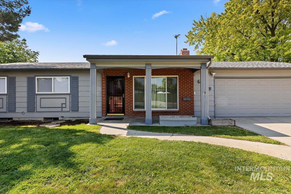 6909 W Sunnybrook Dr Property Photo 5