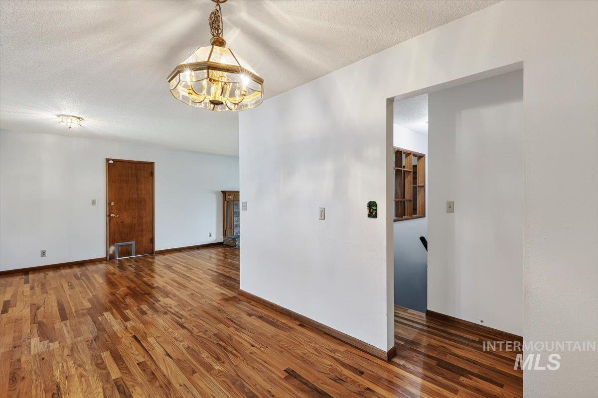 6909 W Sunnybrook Dr Property Photo 10