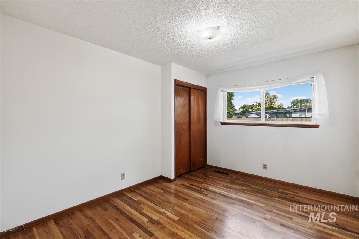 6909 W Sunnybrook Dr Property Photo 18