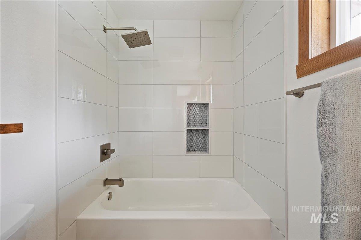 13 N 200 E Property Photo 21