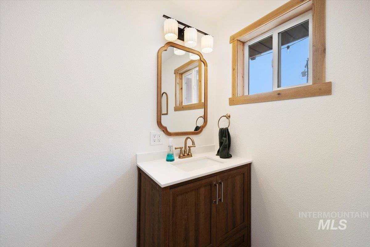 13 N 200 E Property Photo 23