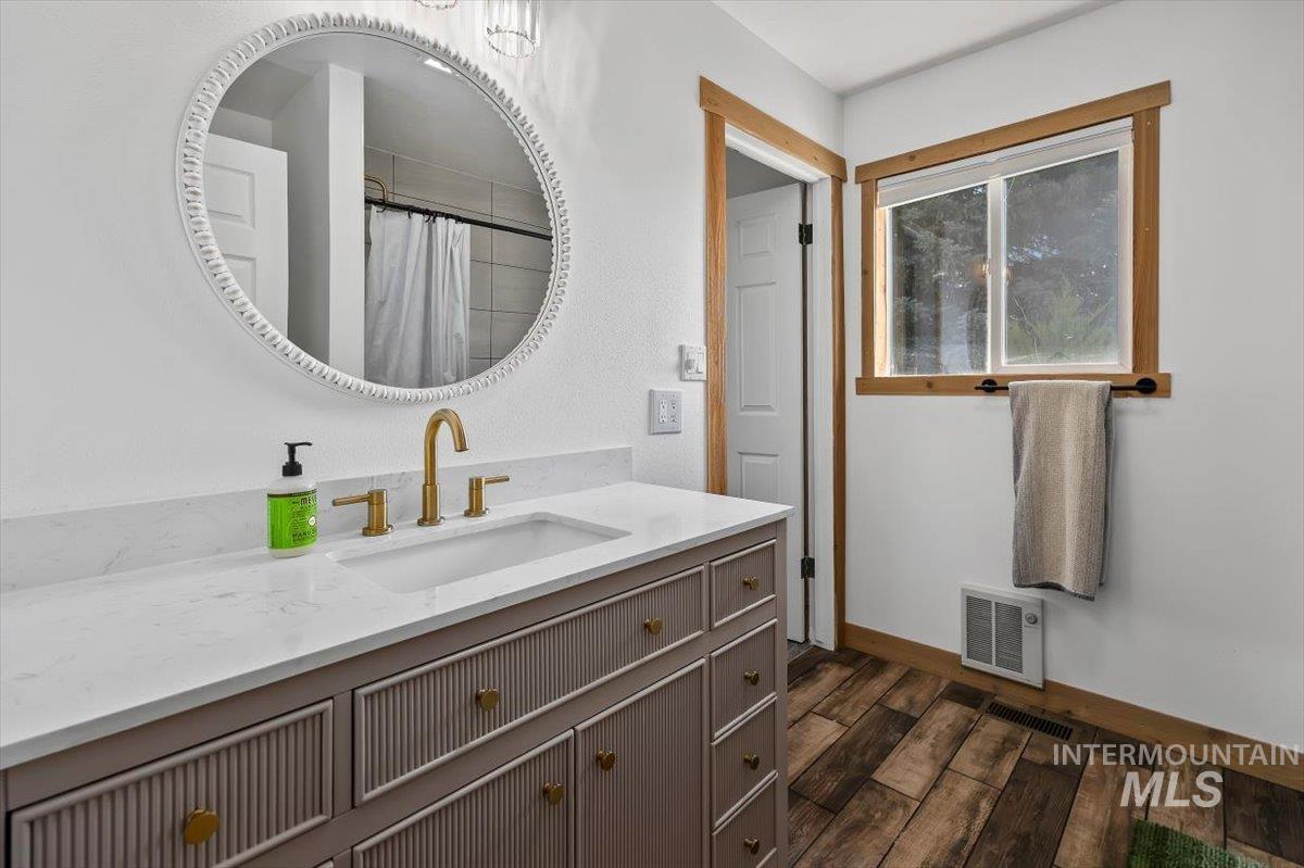 13 N 200 E Property Photo 27
