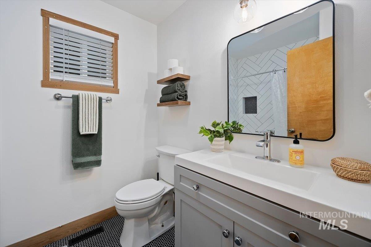 13 N 200 E Property Photo 31