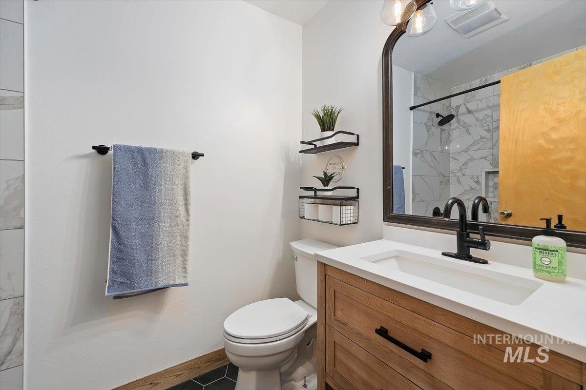 13 N 200 E Property Photo 34