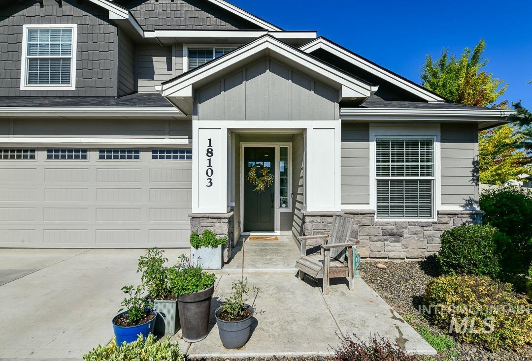 18103 N Timberlake Pl Property Photo 5