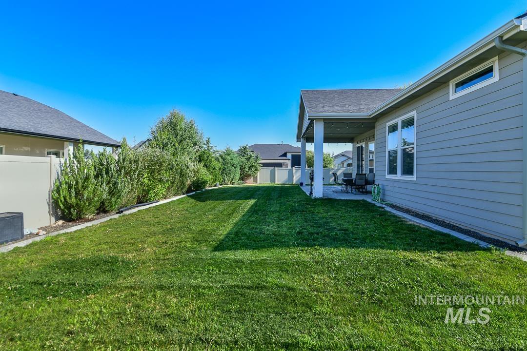 18103 N Timberlake Pl Property Photo 6