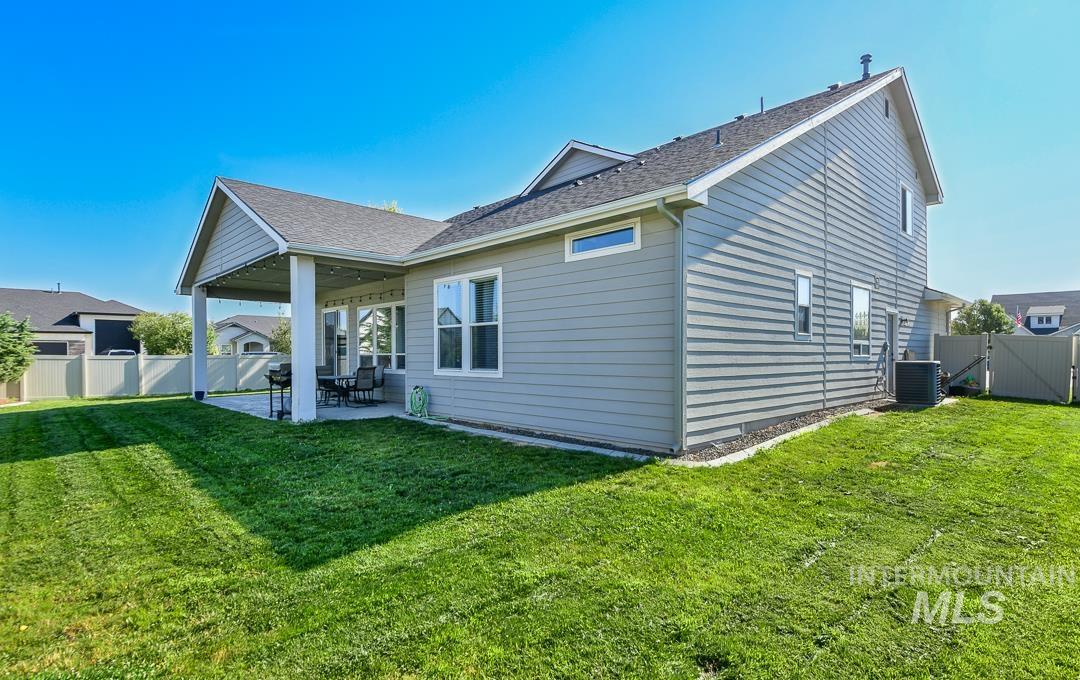 18103 N Timberlake Pl Property Photo 7
