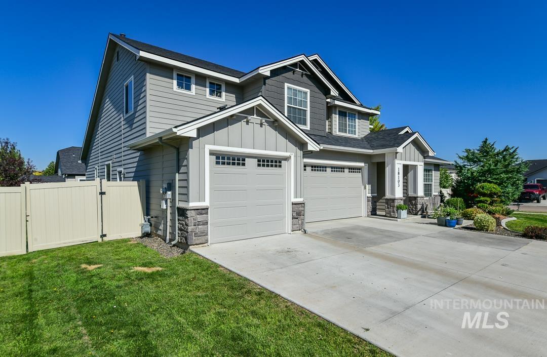 18103 N Timberlake Pl Property Photo 13