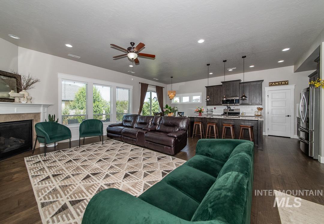 18103 N Timberlake Pl Property Photo 21