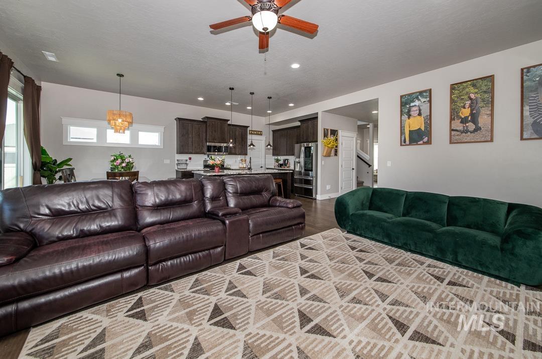 18103 N Timberlake Pl Property Photo 22