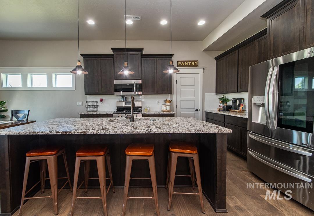 18103 N Timberlake Pl Property Photo 24