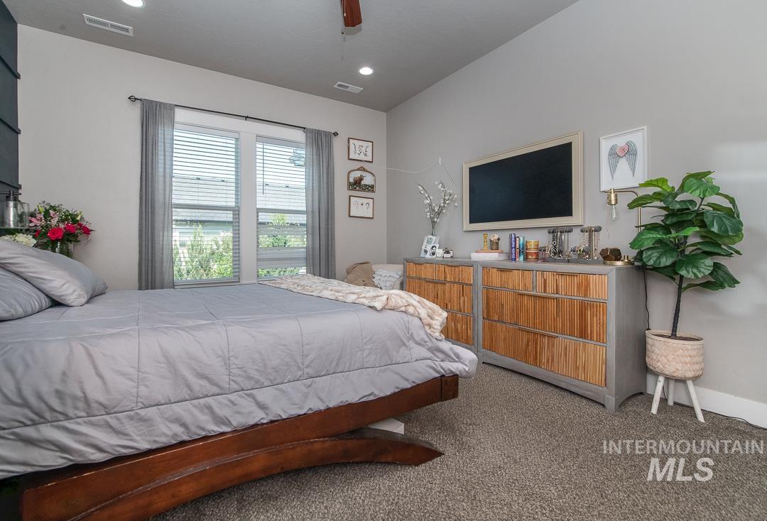 18103 N Timberlake Pl Property Photo 36