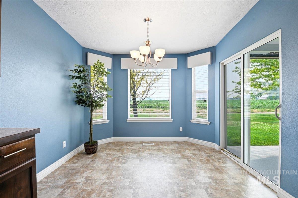 15885 Granite Peak Avenue Property Photo 18