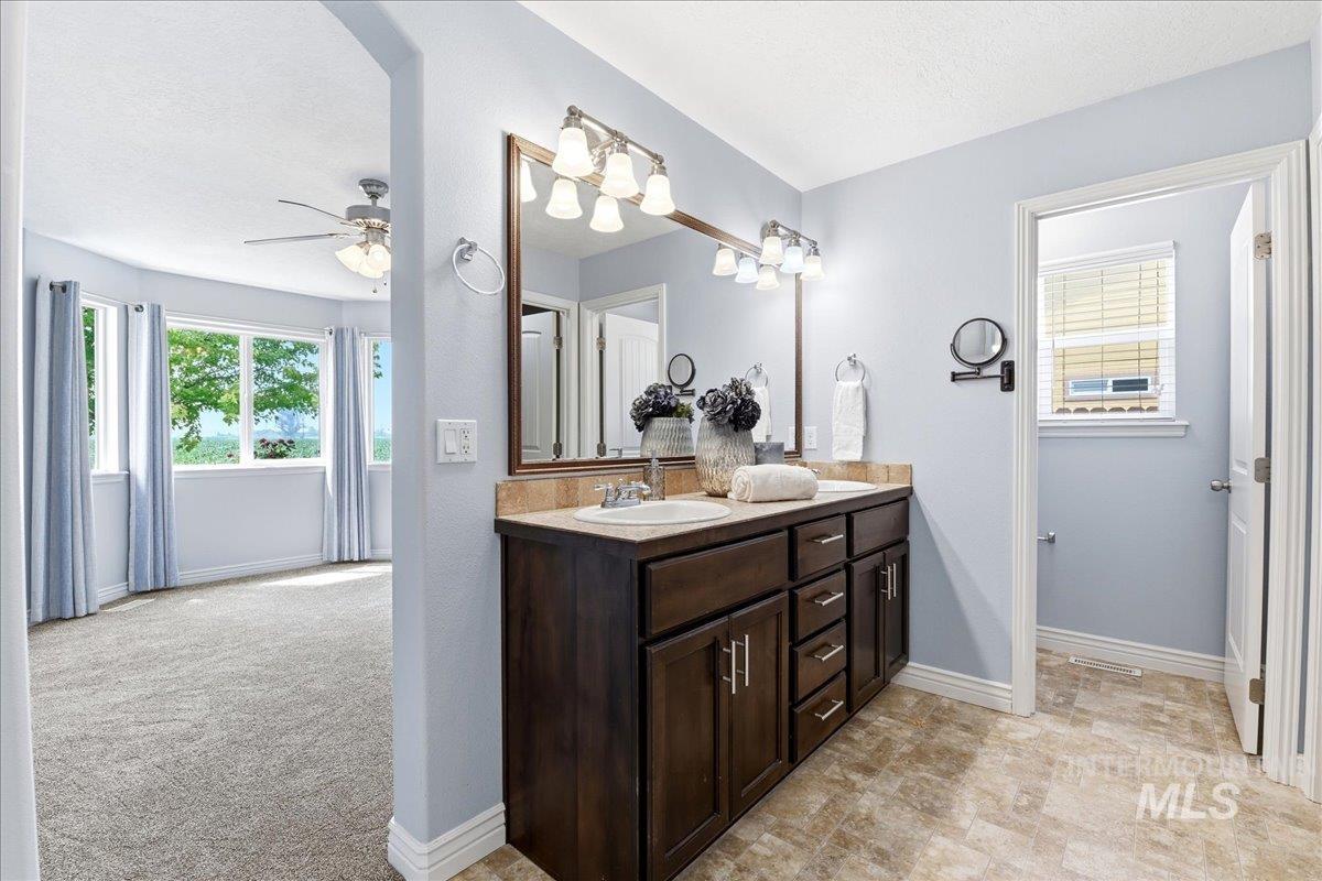15885 Granite Peak Avenue Property Photo 22