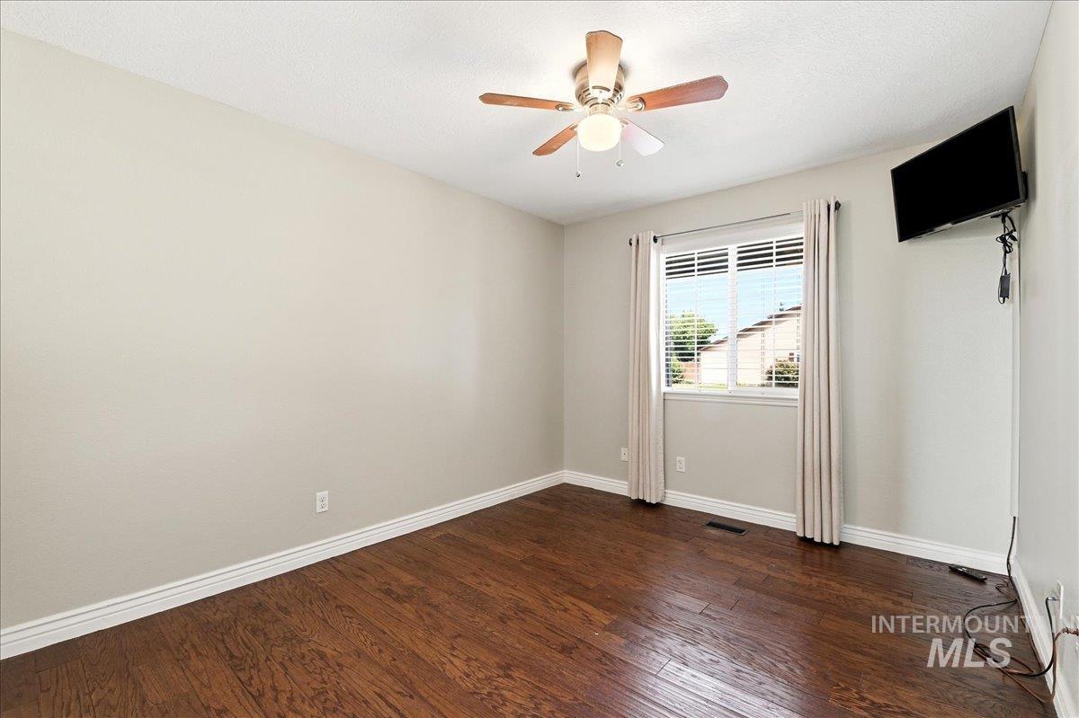 15885 Granite Peak Avenue Property Photo 26