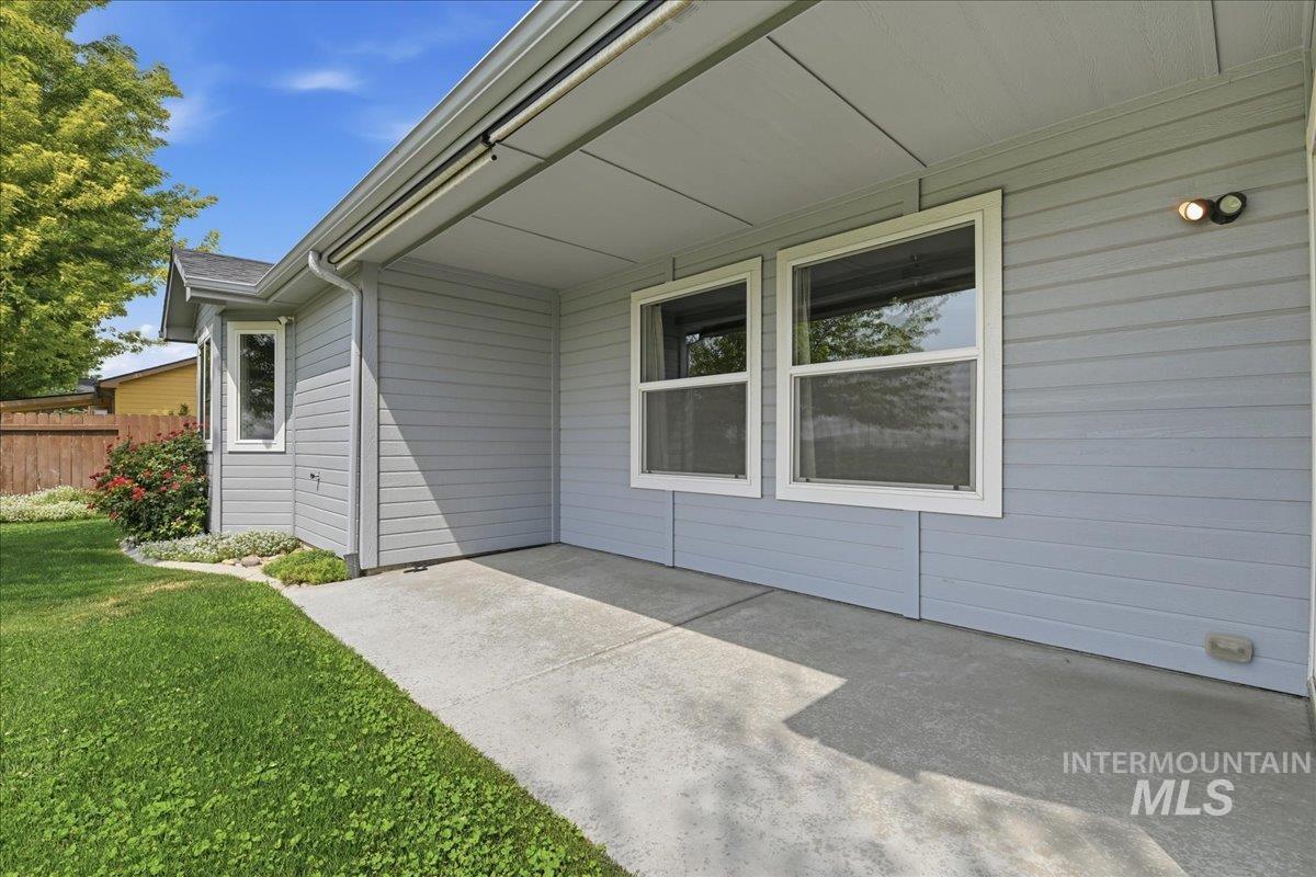15885 Granite Peak Avenue Property Photo 30