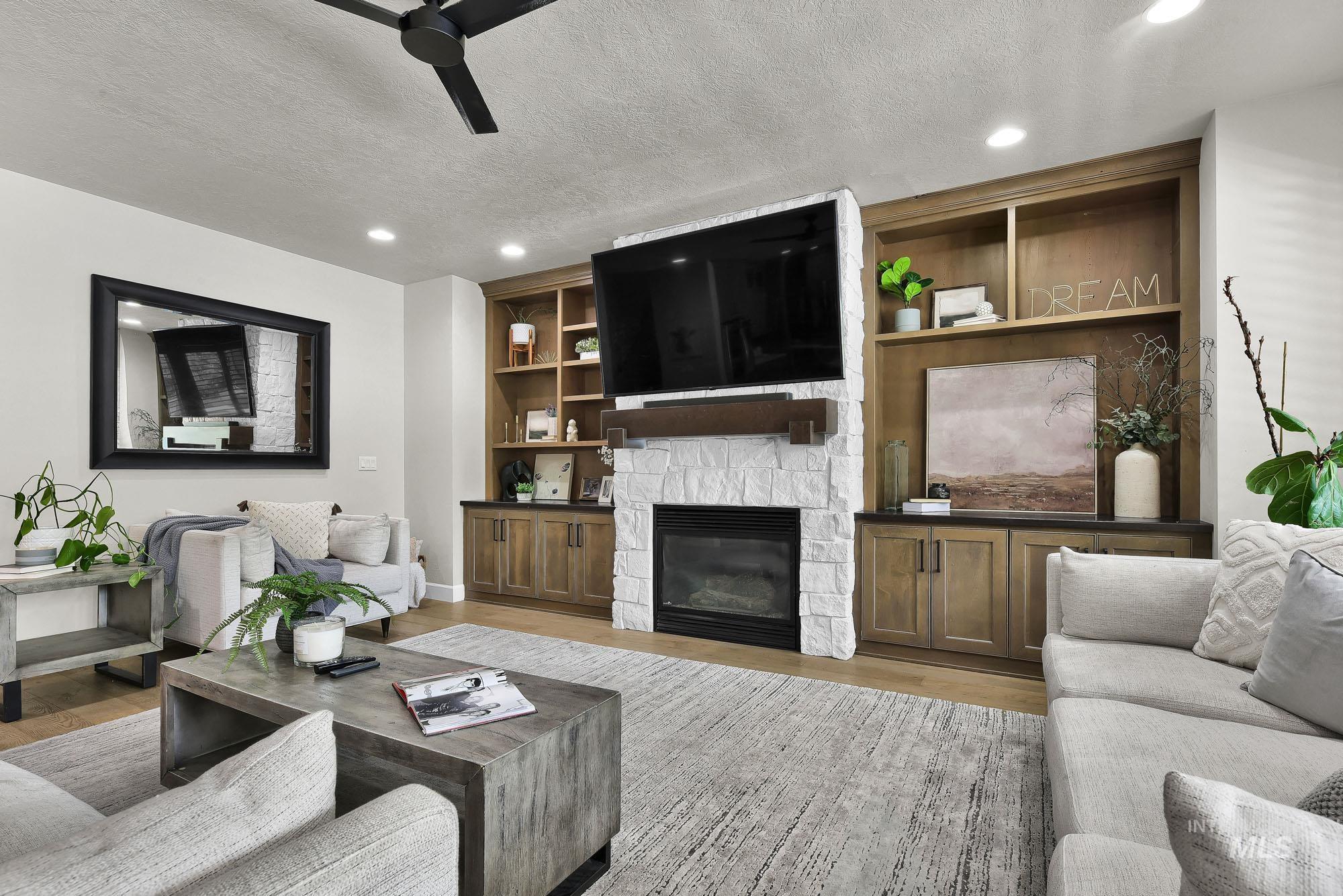 3384 W Star Hollow Dr Property Photo 9