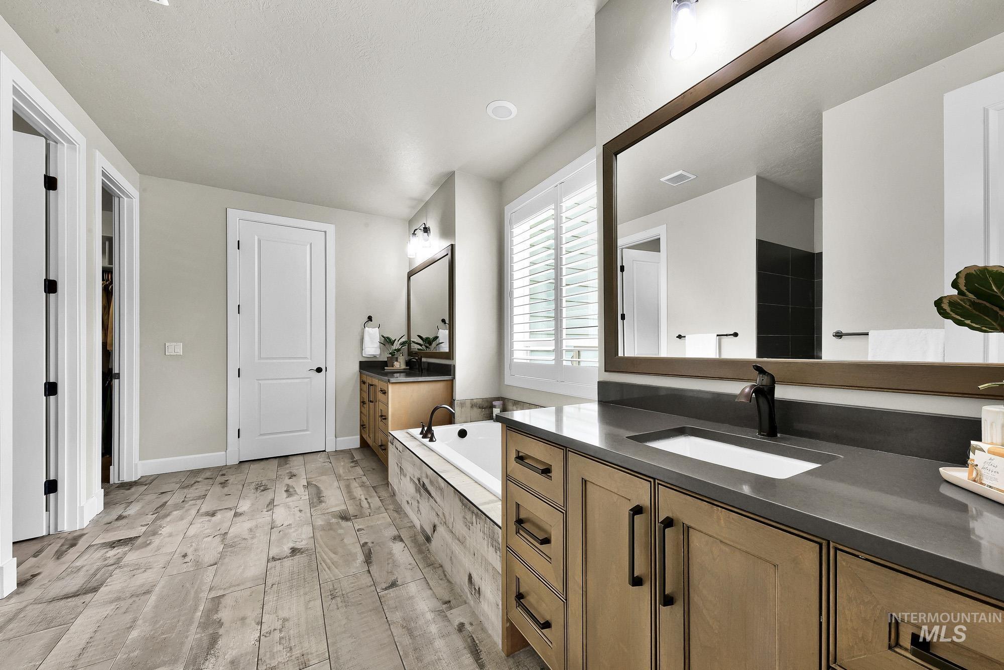 3384 W Star Hollow Dr Property Photo 20