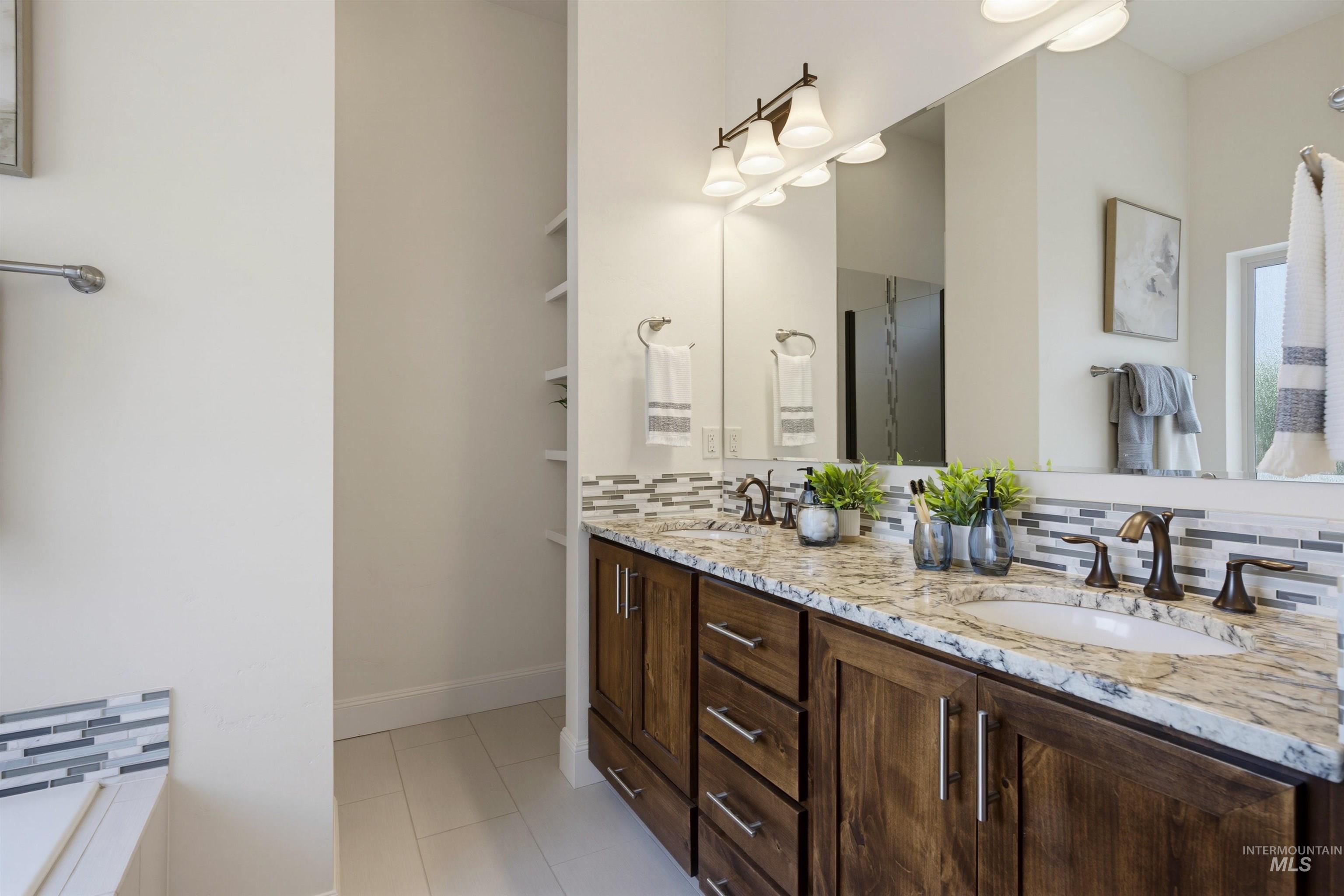 4508 N Rosepoint Place Property Photo 14