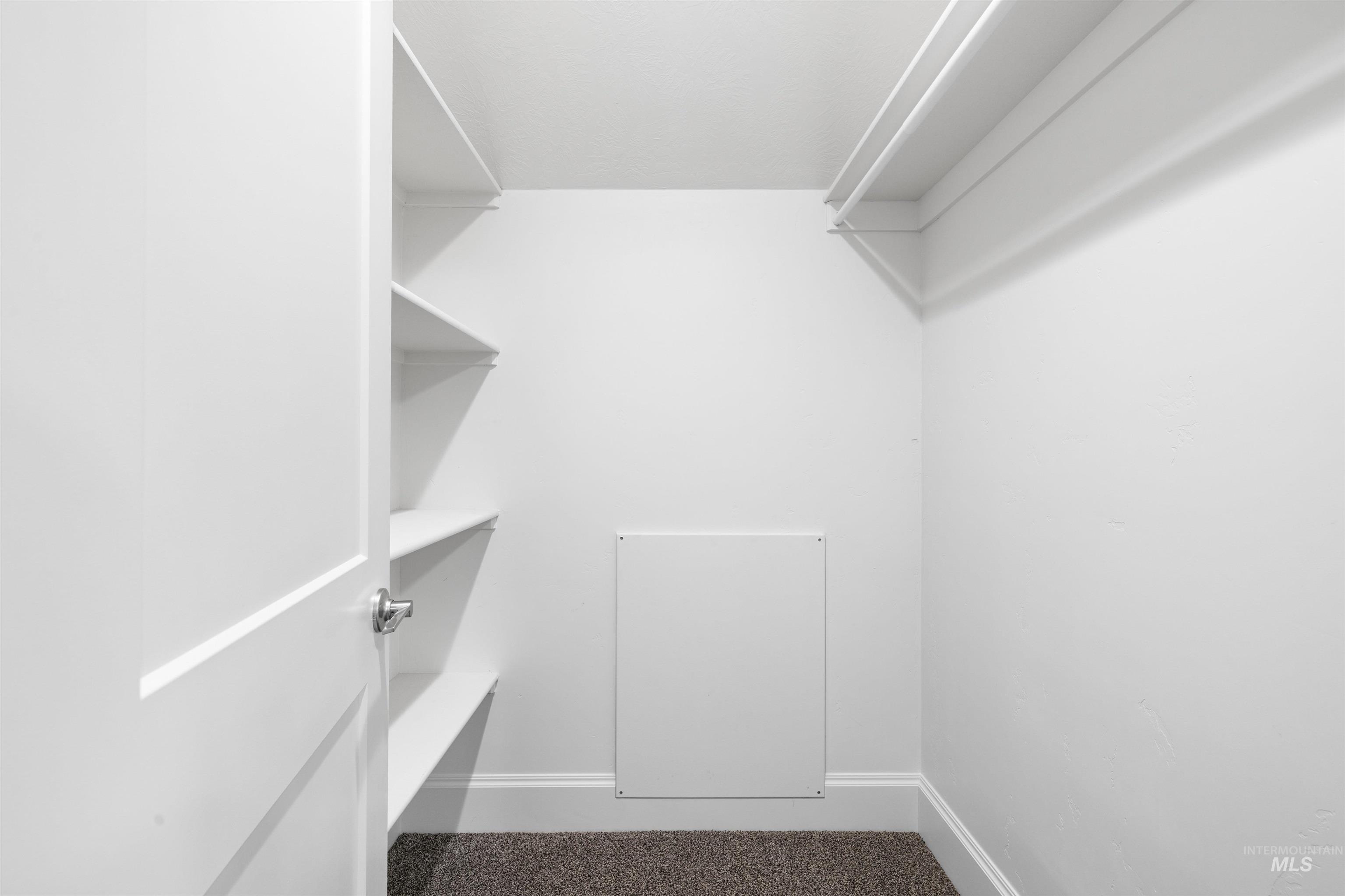 3012 W Clark Street Property Photo 22