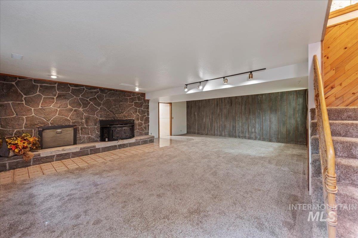 11269 W Reutzel Dr. Property Photo 10