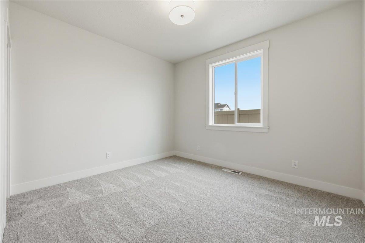9391 S Esmeralda St Property Photo 28