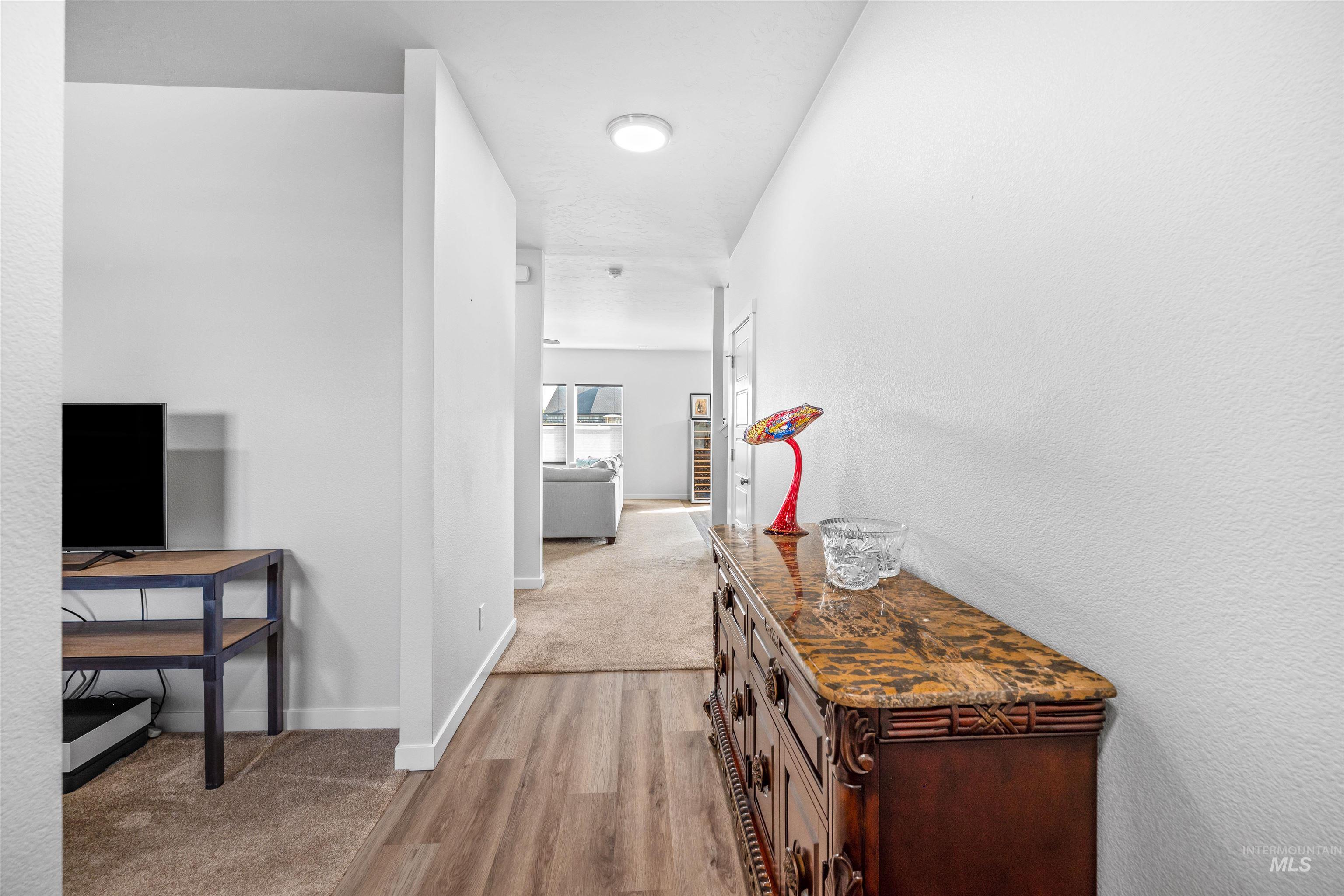 1271 W Brink St Property Photo 6