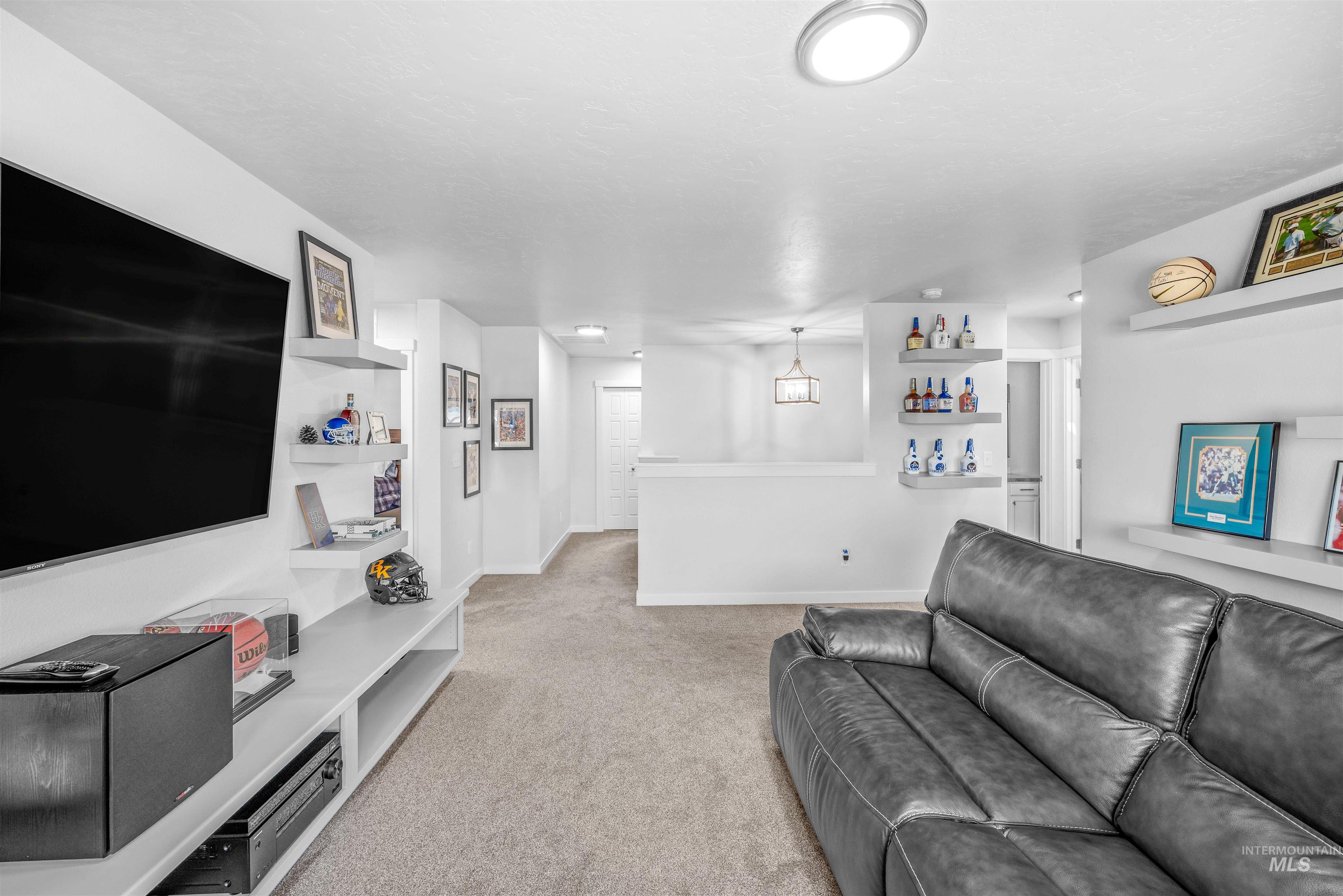 1271 W Brink St Property Photo 25