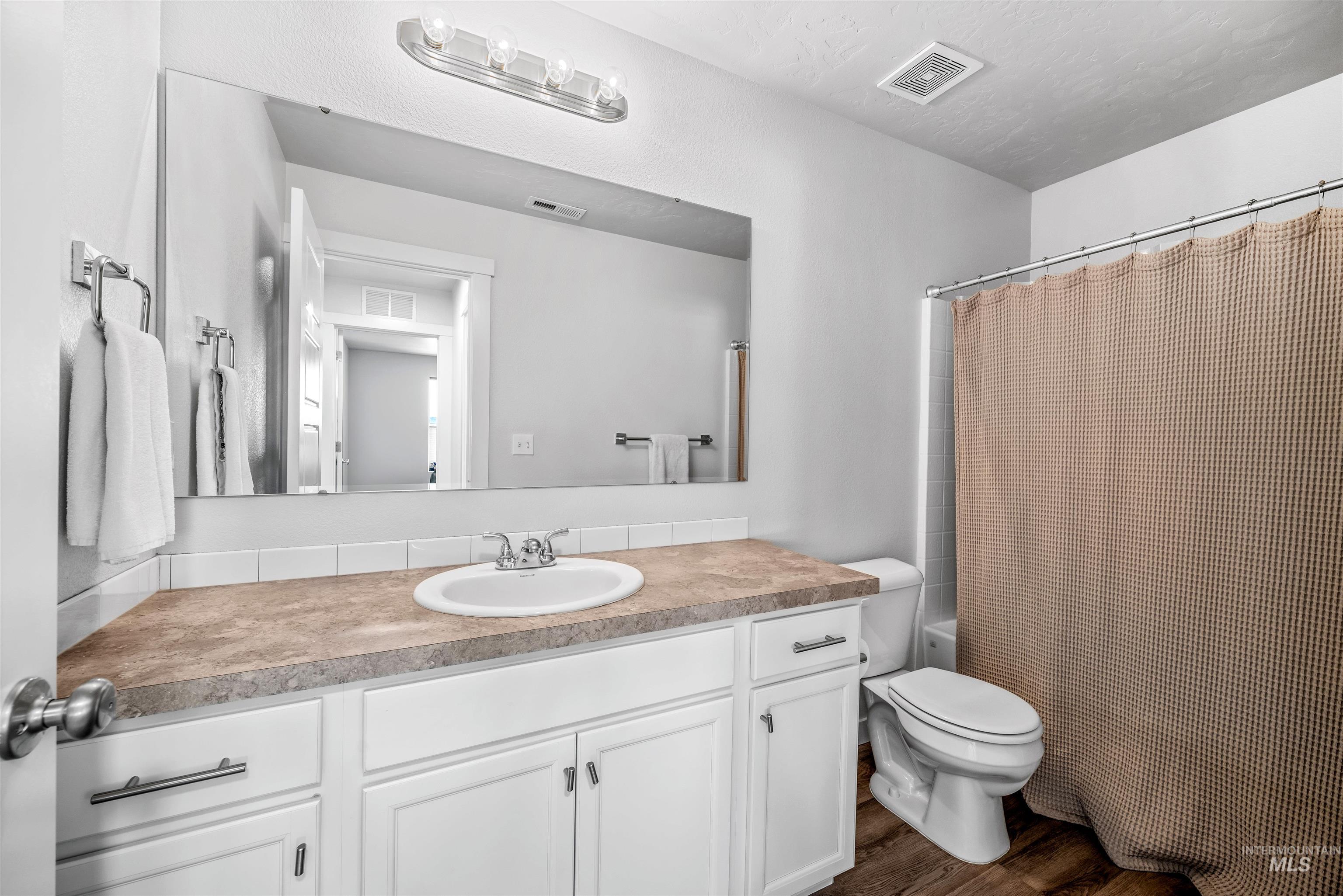 1271 W Brink St Property Photo 31