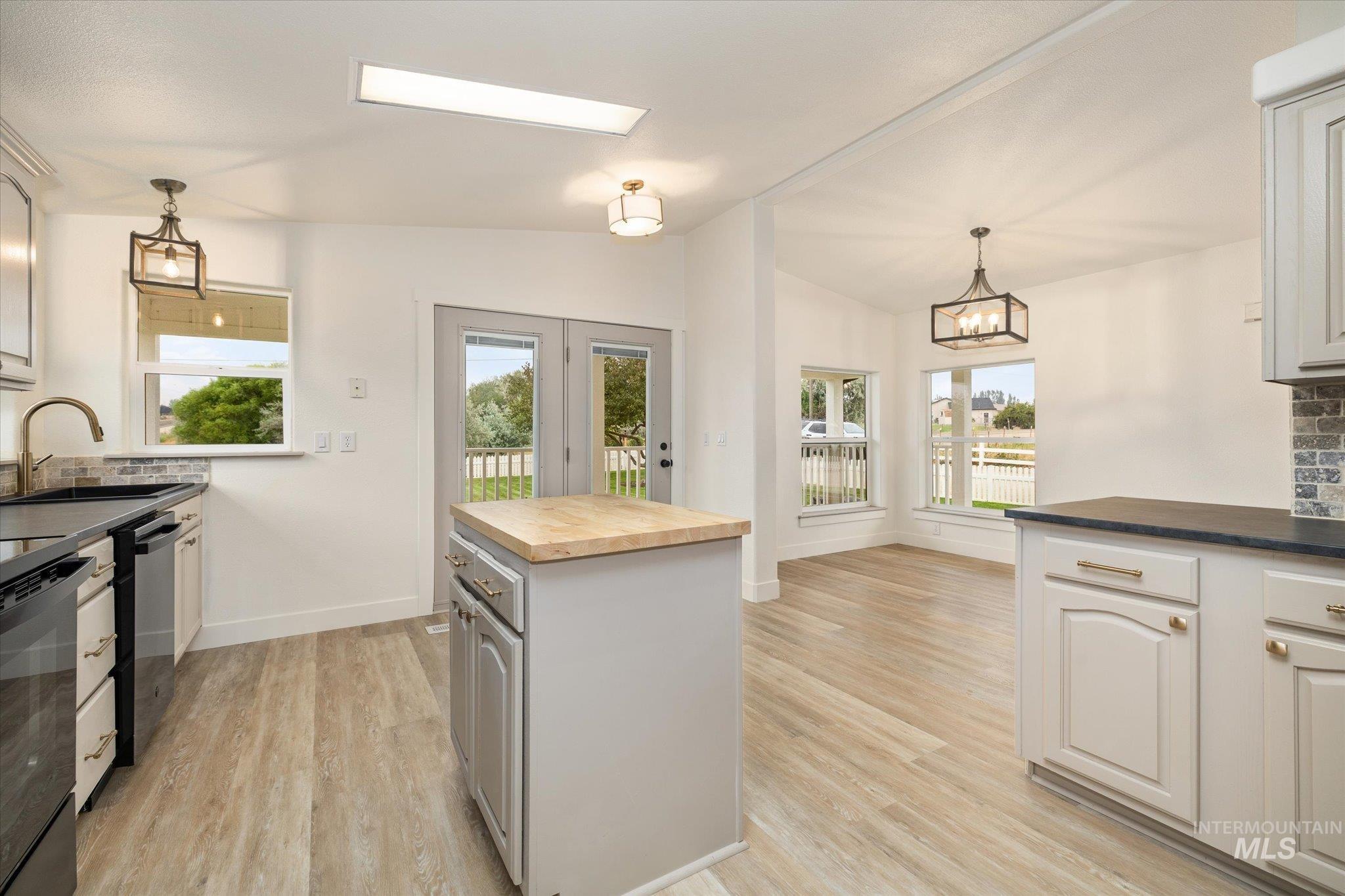 2283 Canyon Rd S Property Photo 33