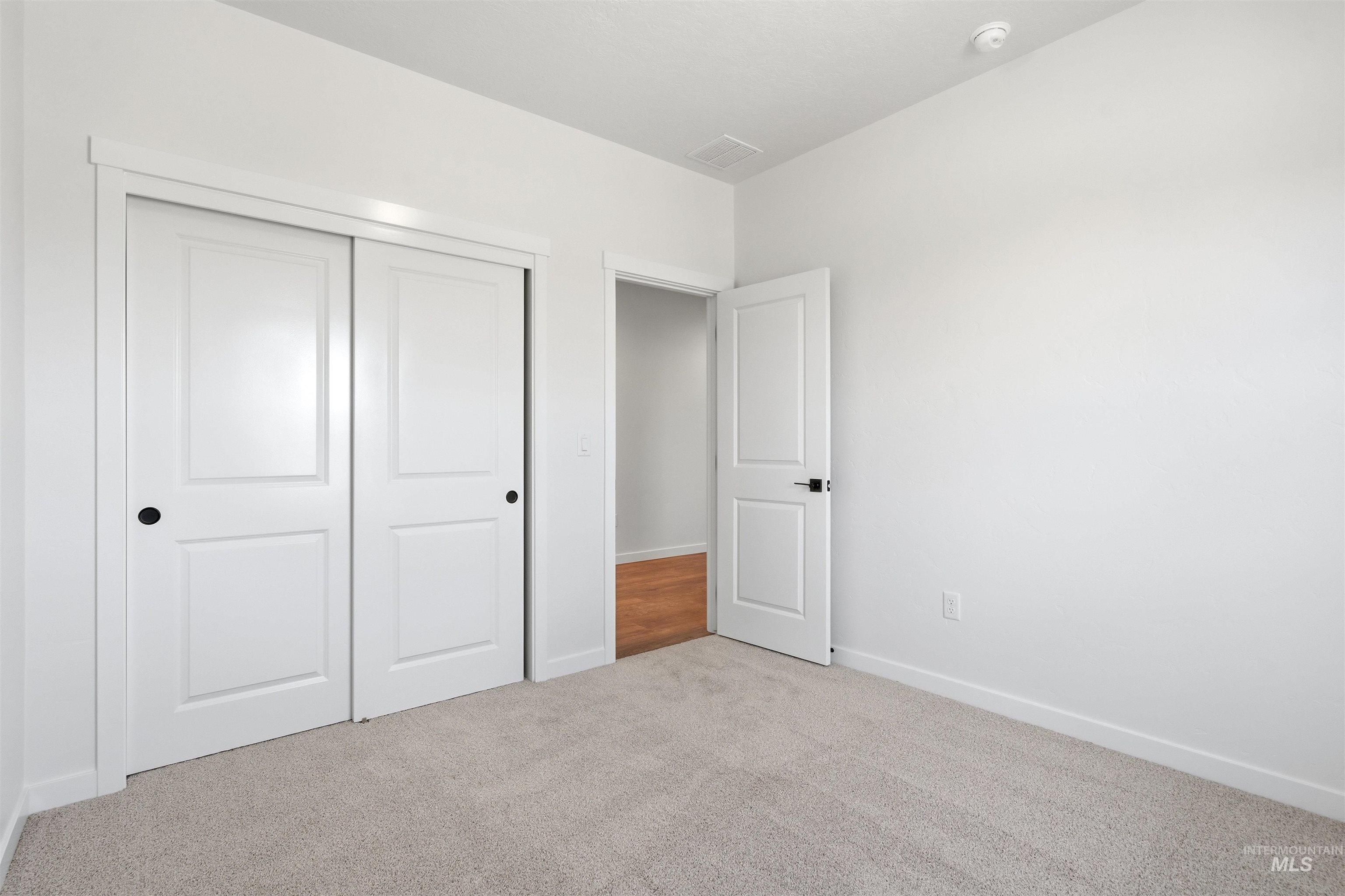 4416 Solitude Way Property Photo 31