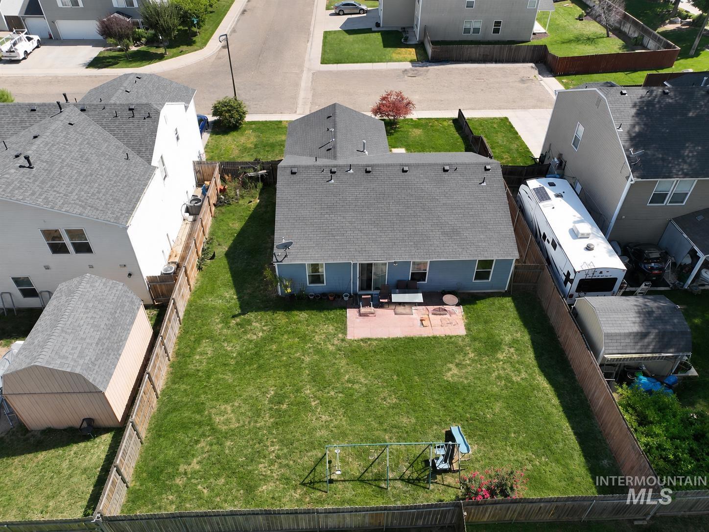 12976 Alicia St Property Photo 10