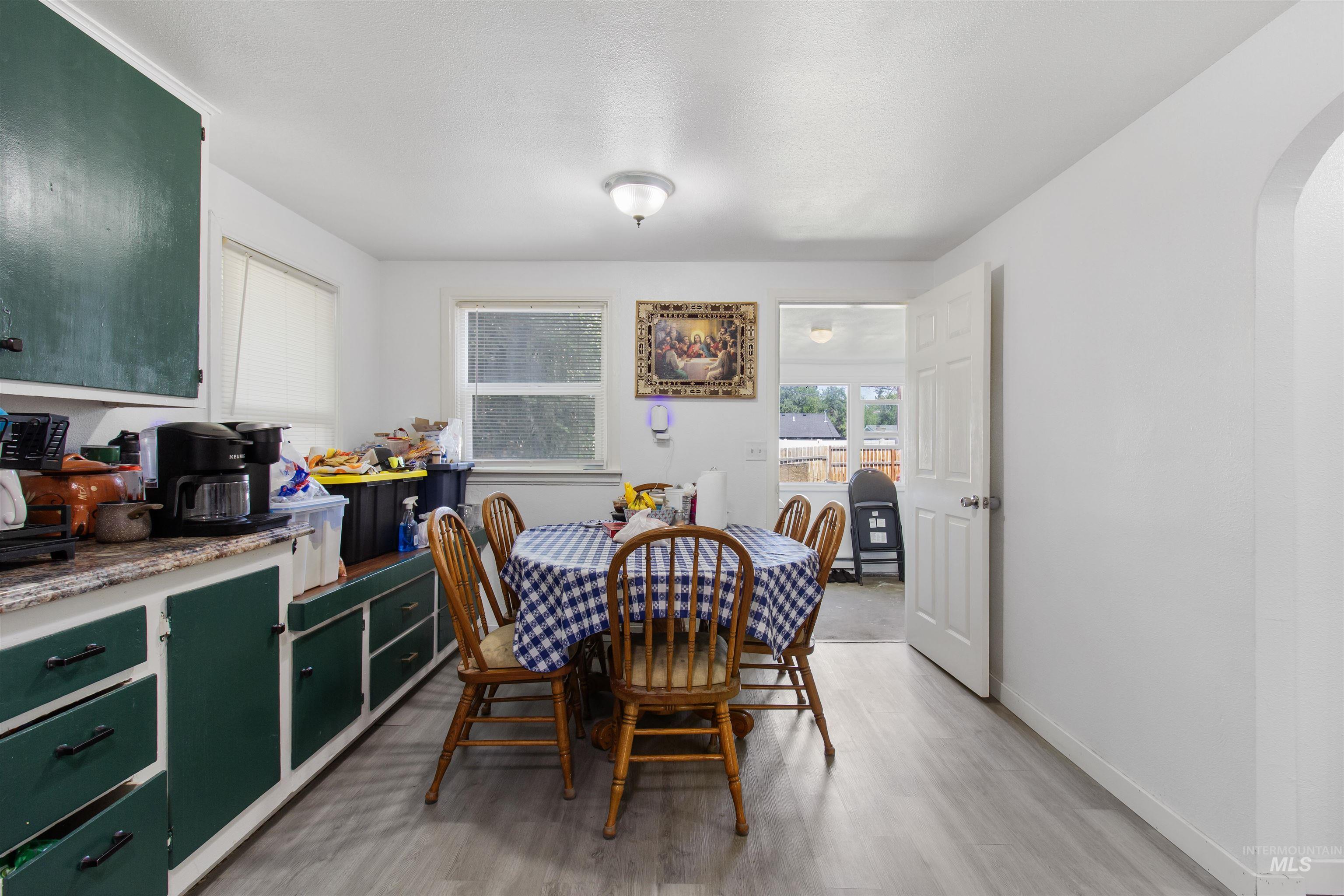 408 5th Ave E. Property Photo 13