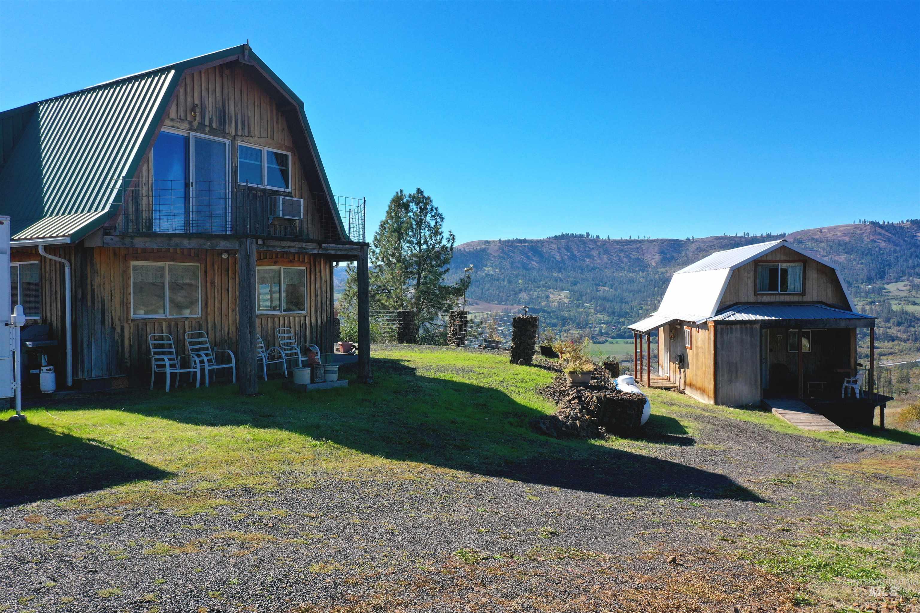 164 Beaver Nob Property Photo 1