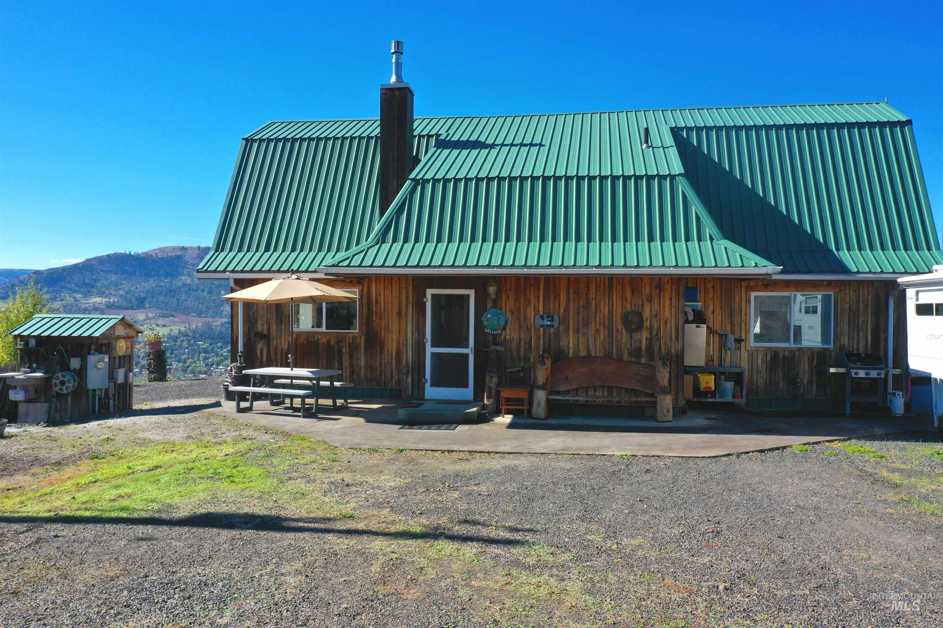 164 Beaver Nob Property Photo 4