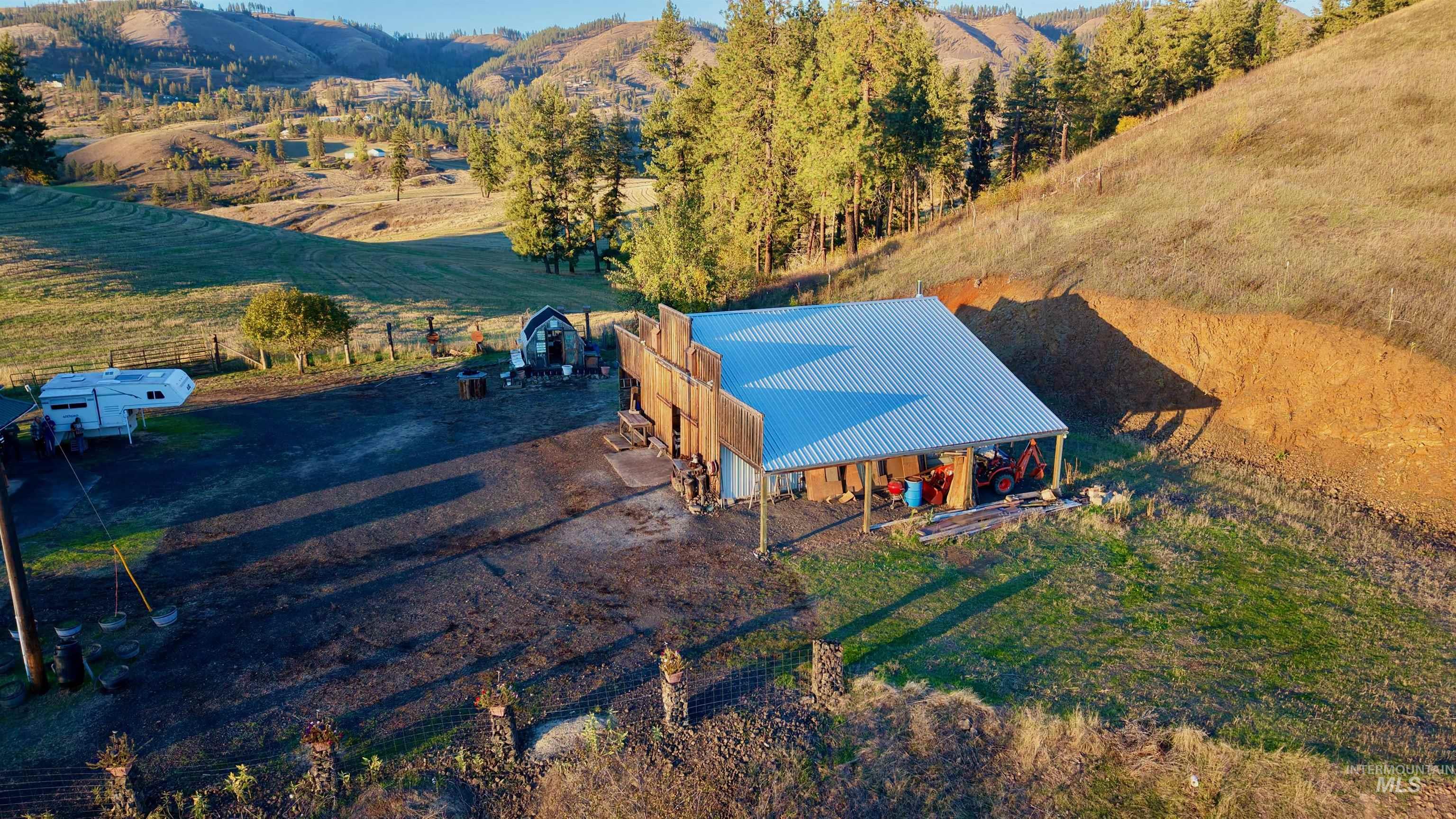 164 Beaver Nob Property Photo 6